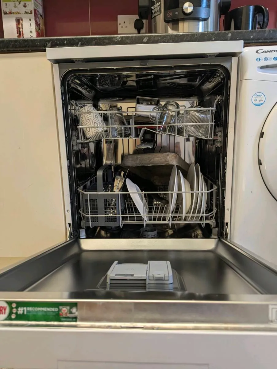 One year old BEKO Dishwasher H85 W59.8 D60 - Image 3