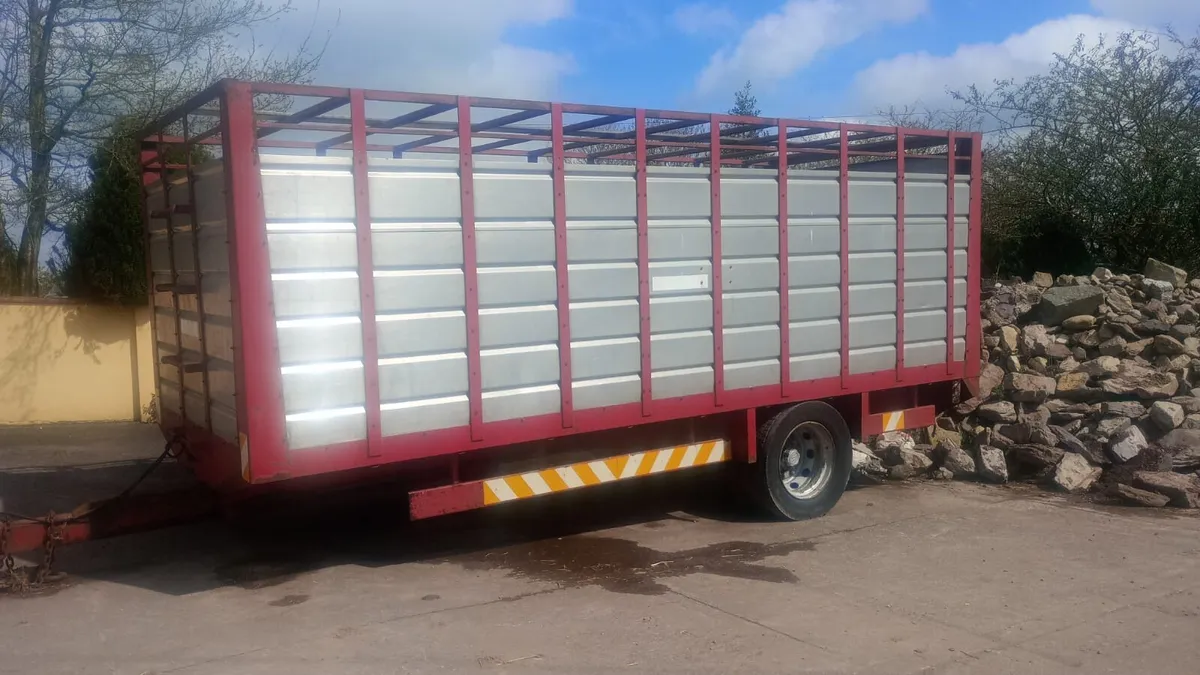 Cattle Trailer - Image 3