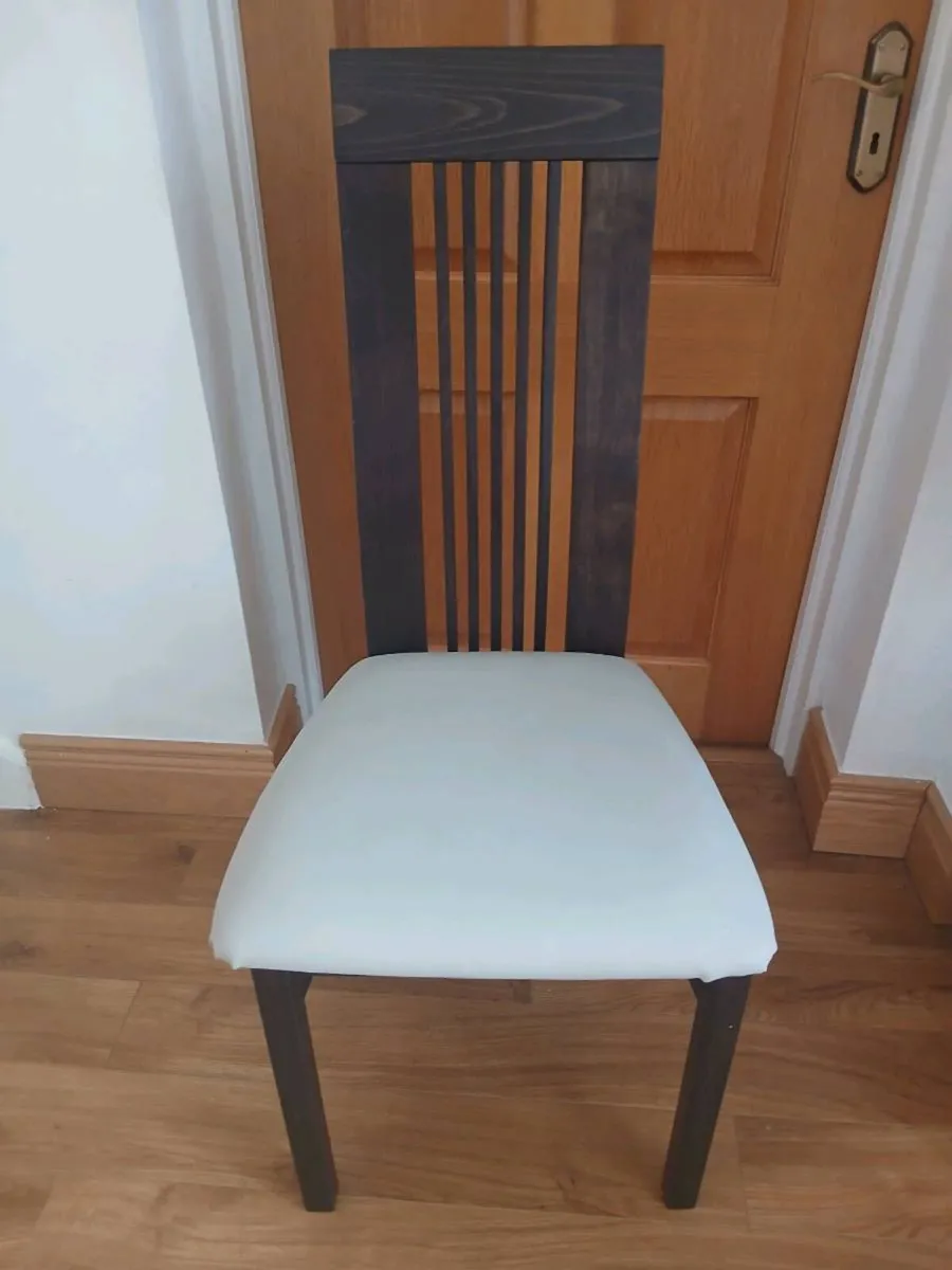 Dining chairs - Image 1