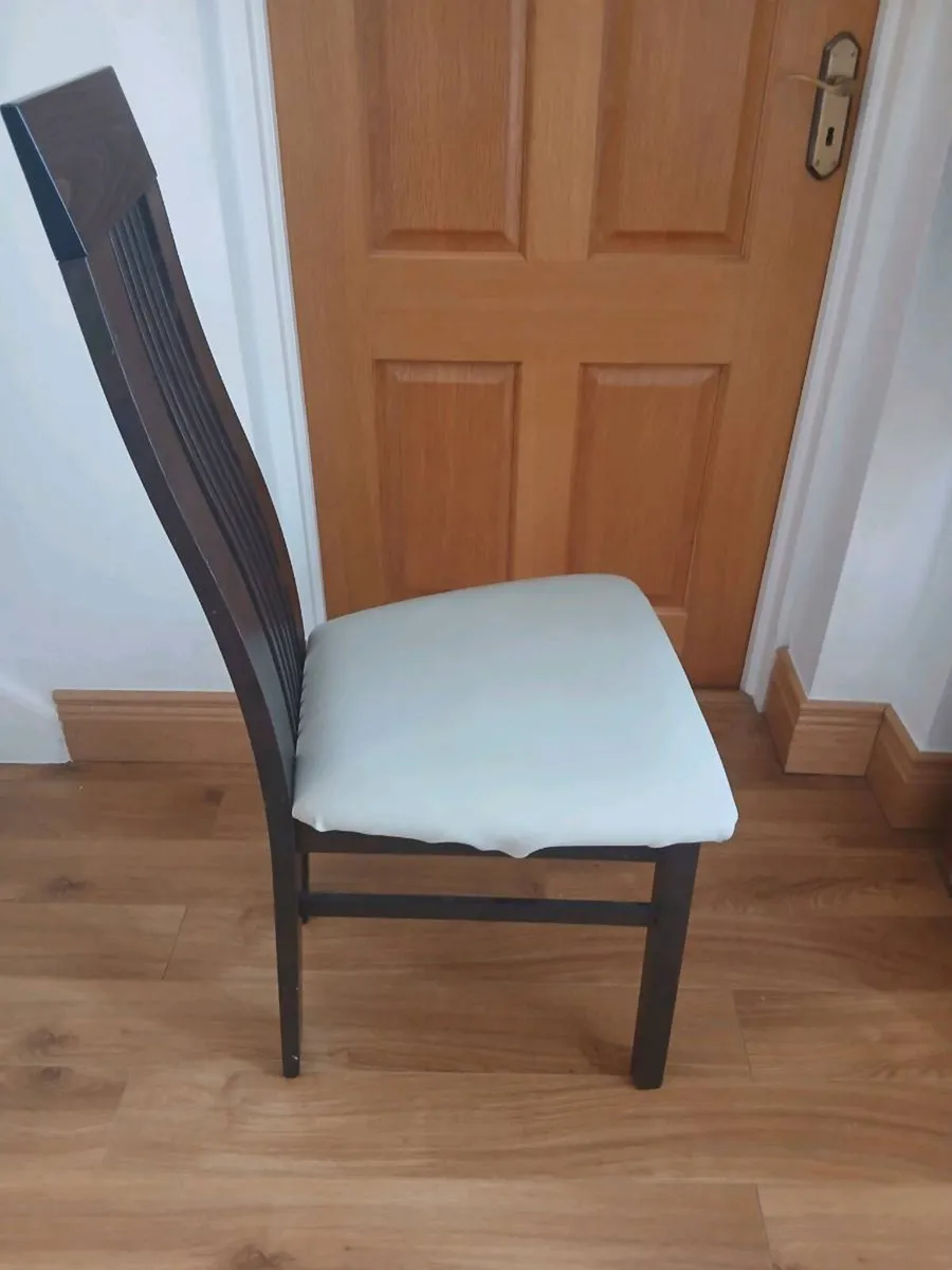 Dining chairs - Image 2