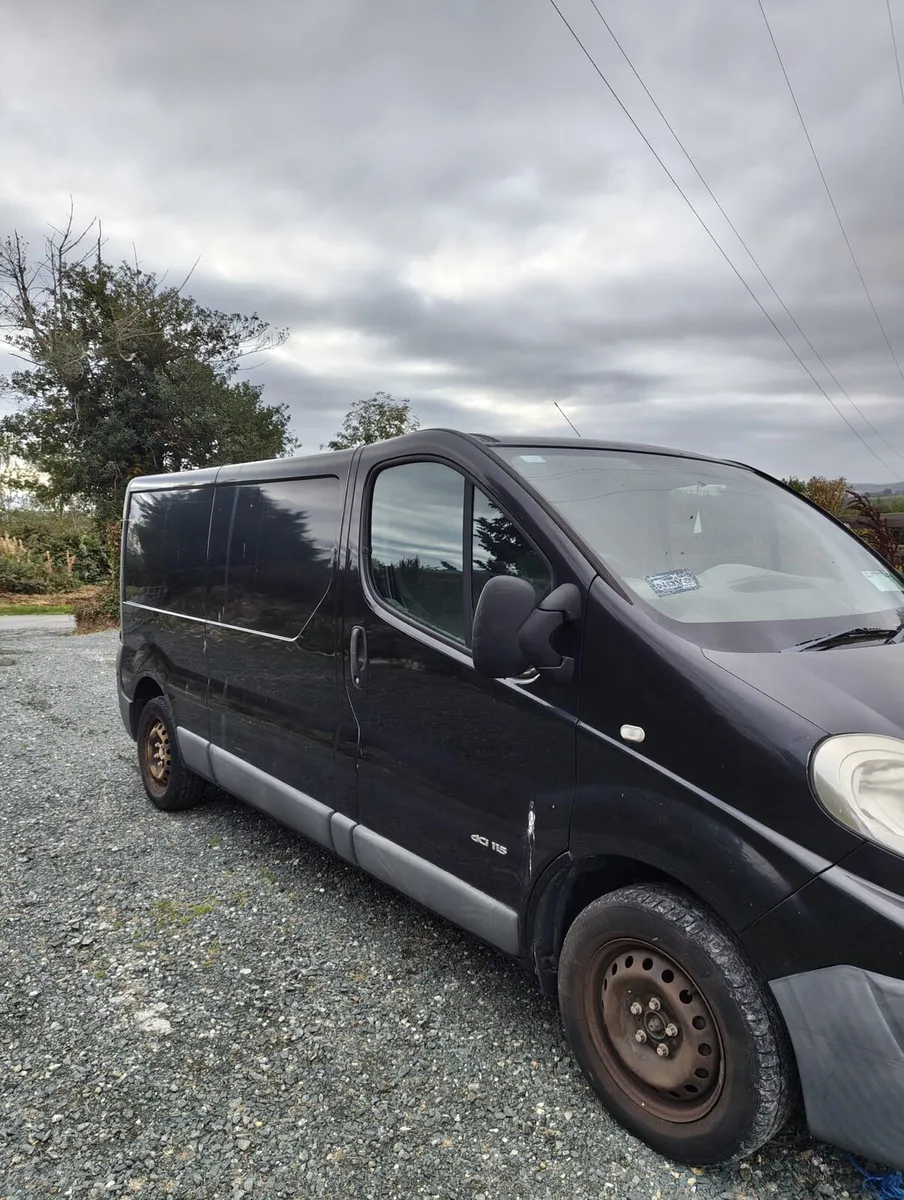 2012 renault trafic not staring - Image 1
