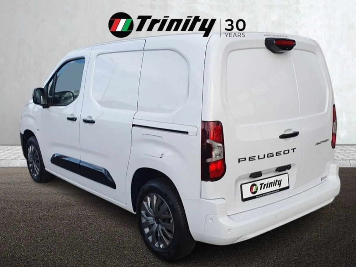 Peugeot Partner ** PARTNER PROFESSIONAL PREMIUM ** - Image 3