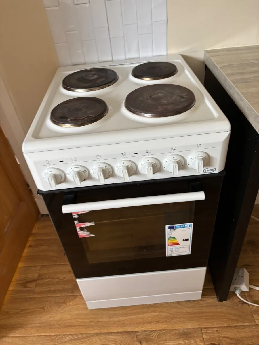 Washing machine  and cooker  / hood  and fan - Image 1
