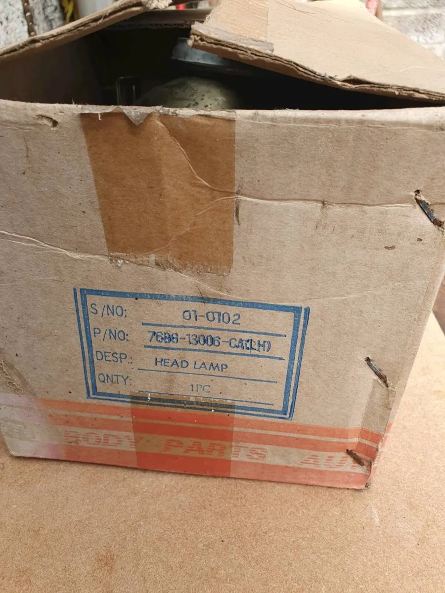 Ford cortina MK 5  headlamp - Image 2