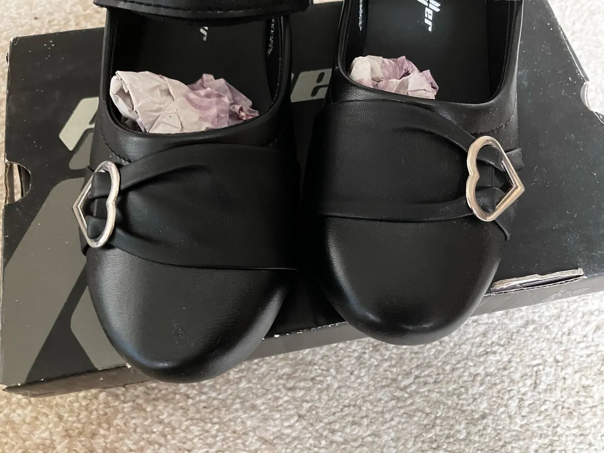 Teenage girl shoes - Image 3