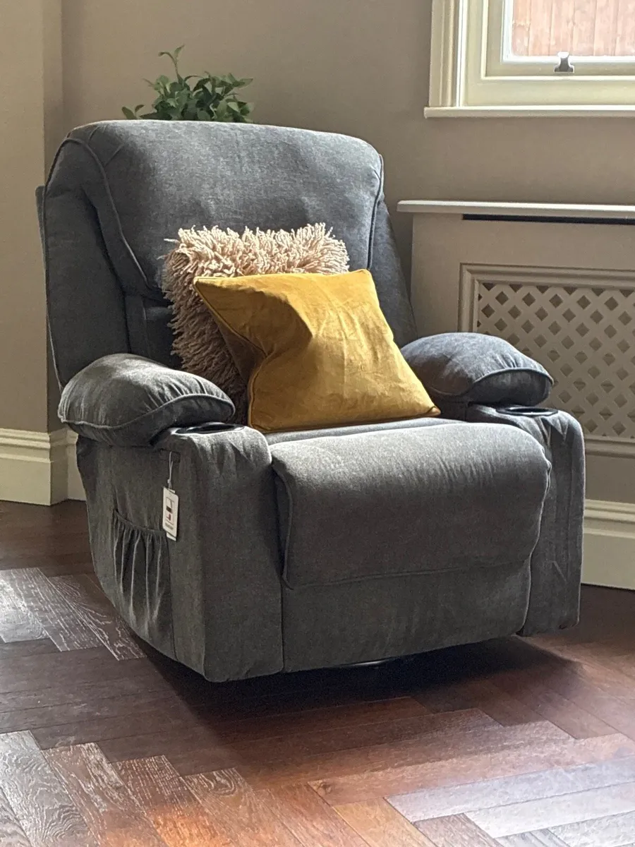 Recliner Brand New.  Massage invc - Image 1