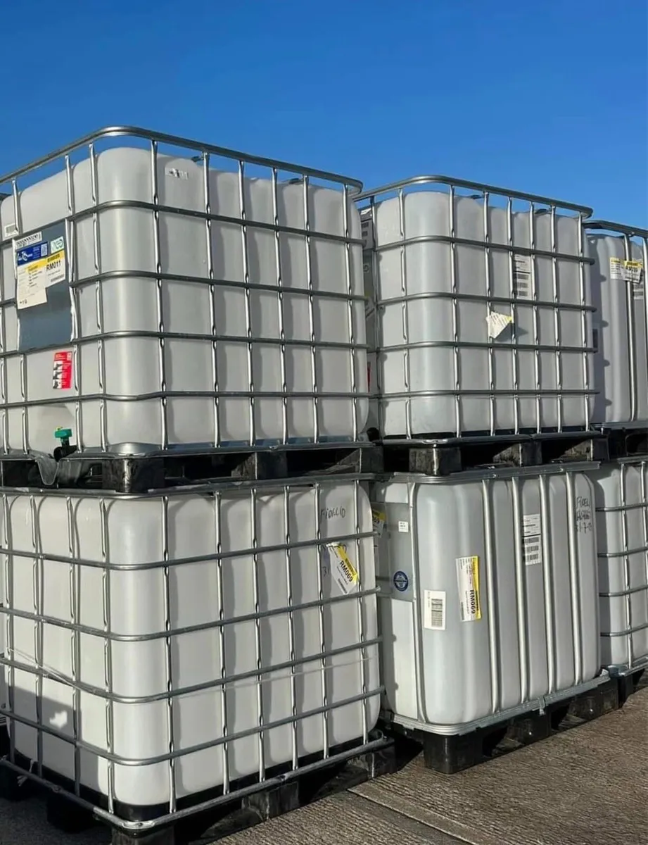 Ibc tanks / cubes 1000 & 600 Litre + cages - Image 1