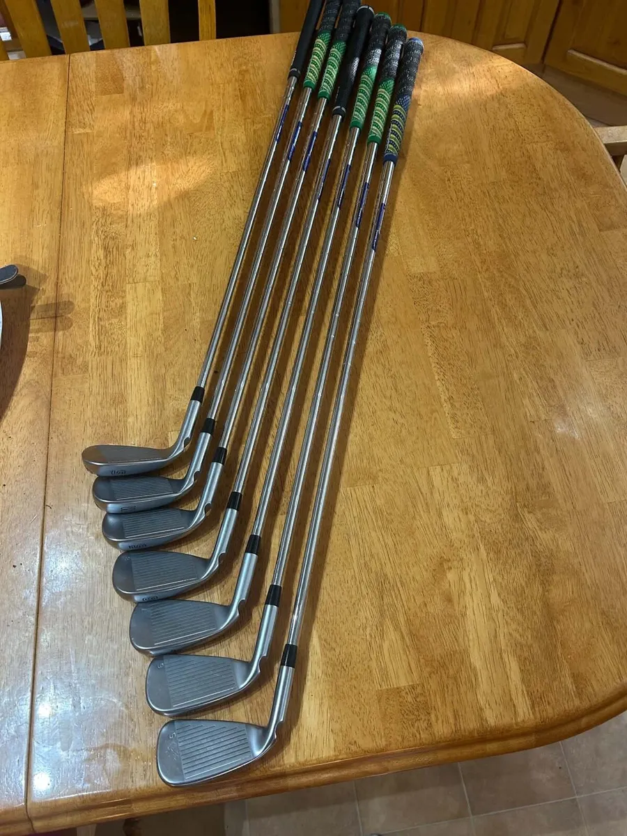 Ping G425 Irons - Image 3