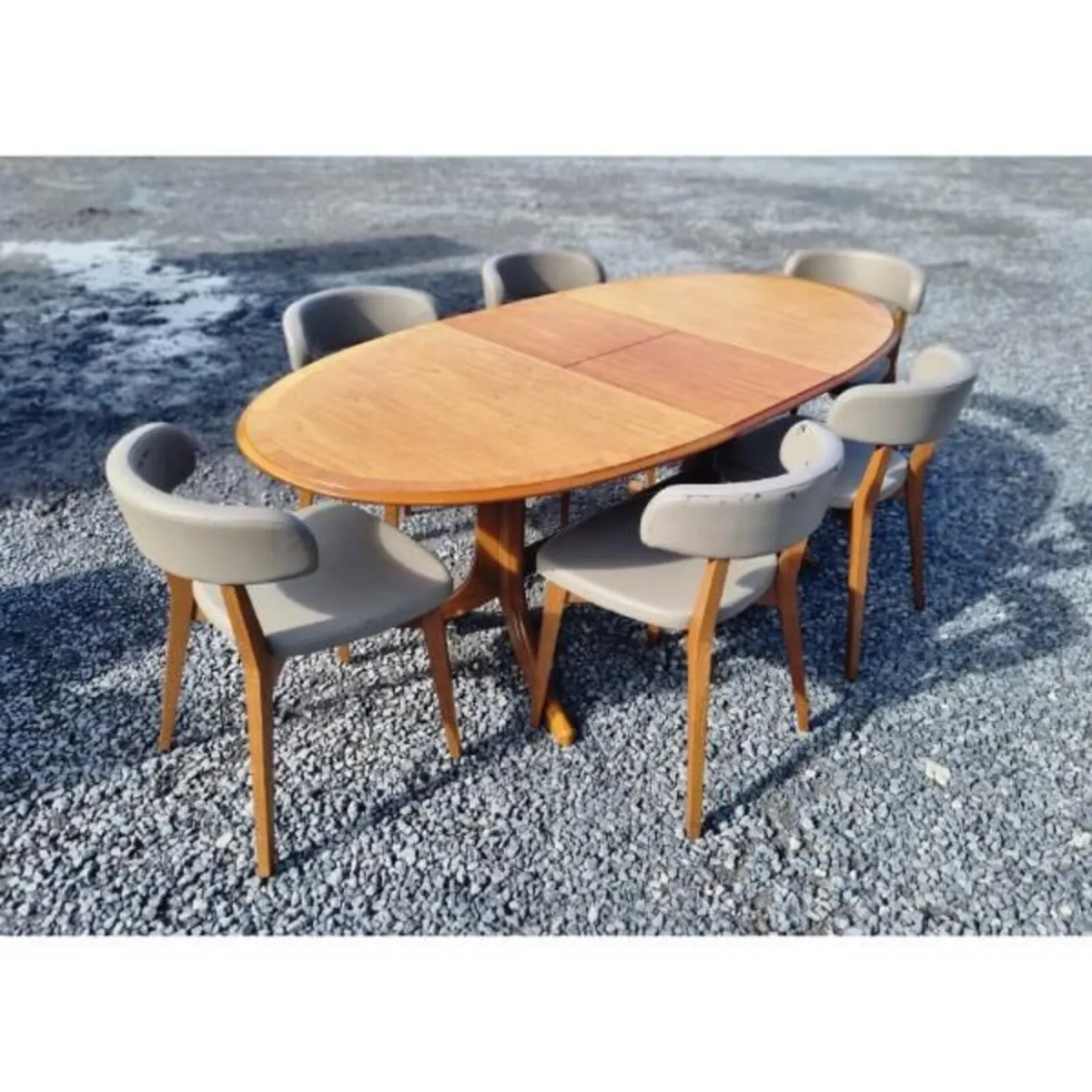 Nathan Furniture Extending Dining Table and Chairs - Image 2
