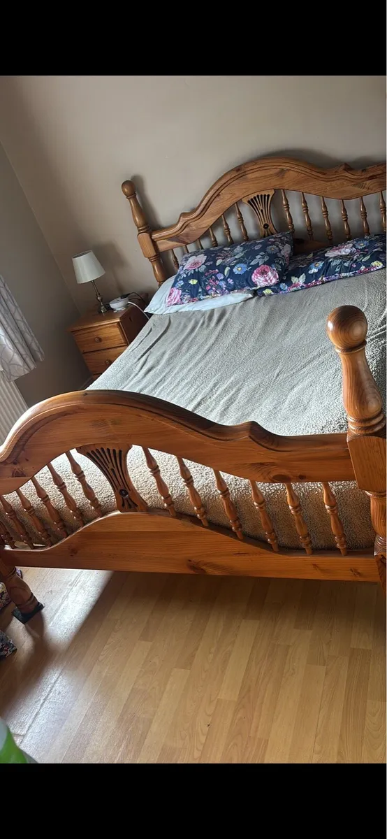 SOLID PINE KING SIZE BED FRAME - Image 2