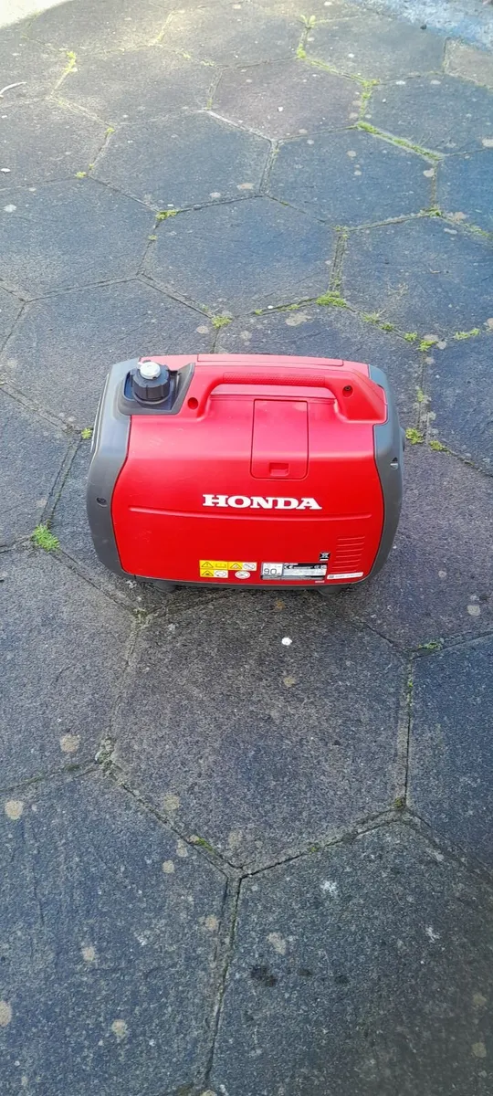 Honda Eu22i inverter Generator - Image 1