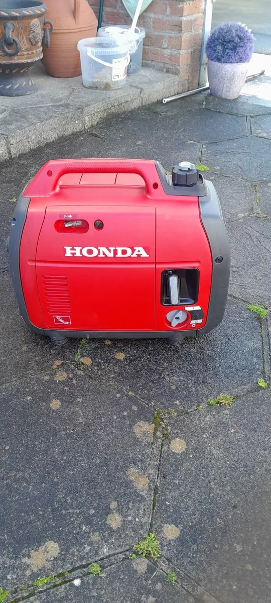Honda Eu22i inverter Generator - Image 3