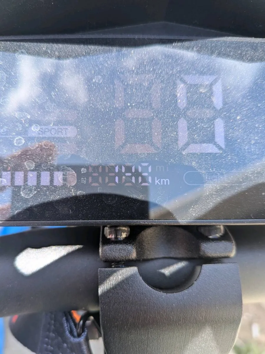 KuKirin G2 Electric Scooter | Only 148km - Image 3