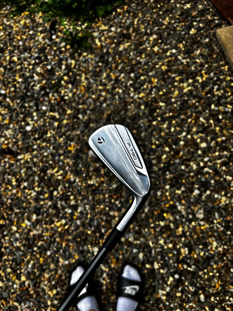 Taylormade P790 2 Iron UDI - Image 1