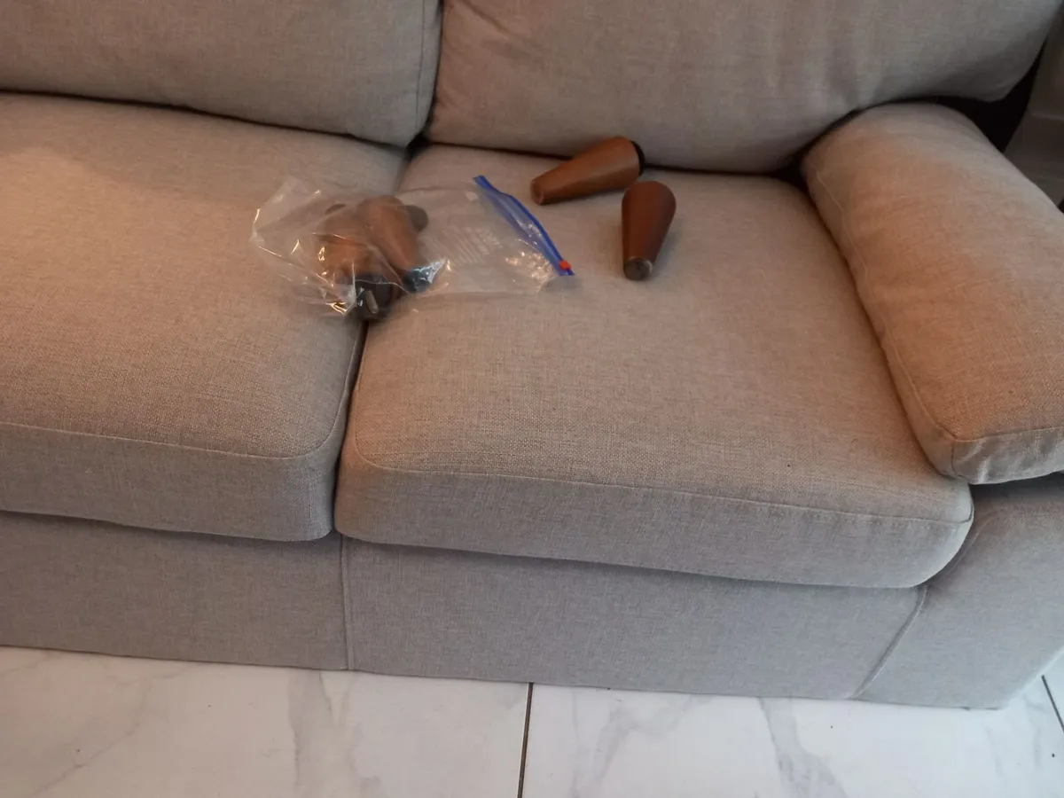 Couch  €50  ono - Sallins - Image 3