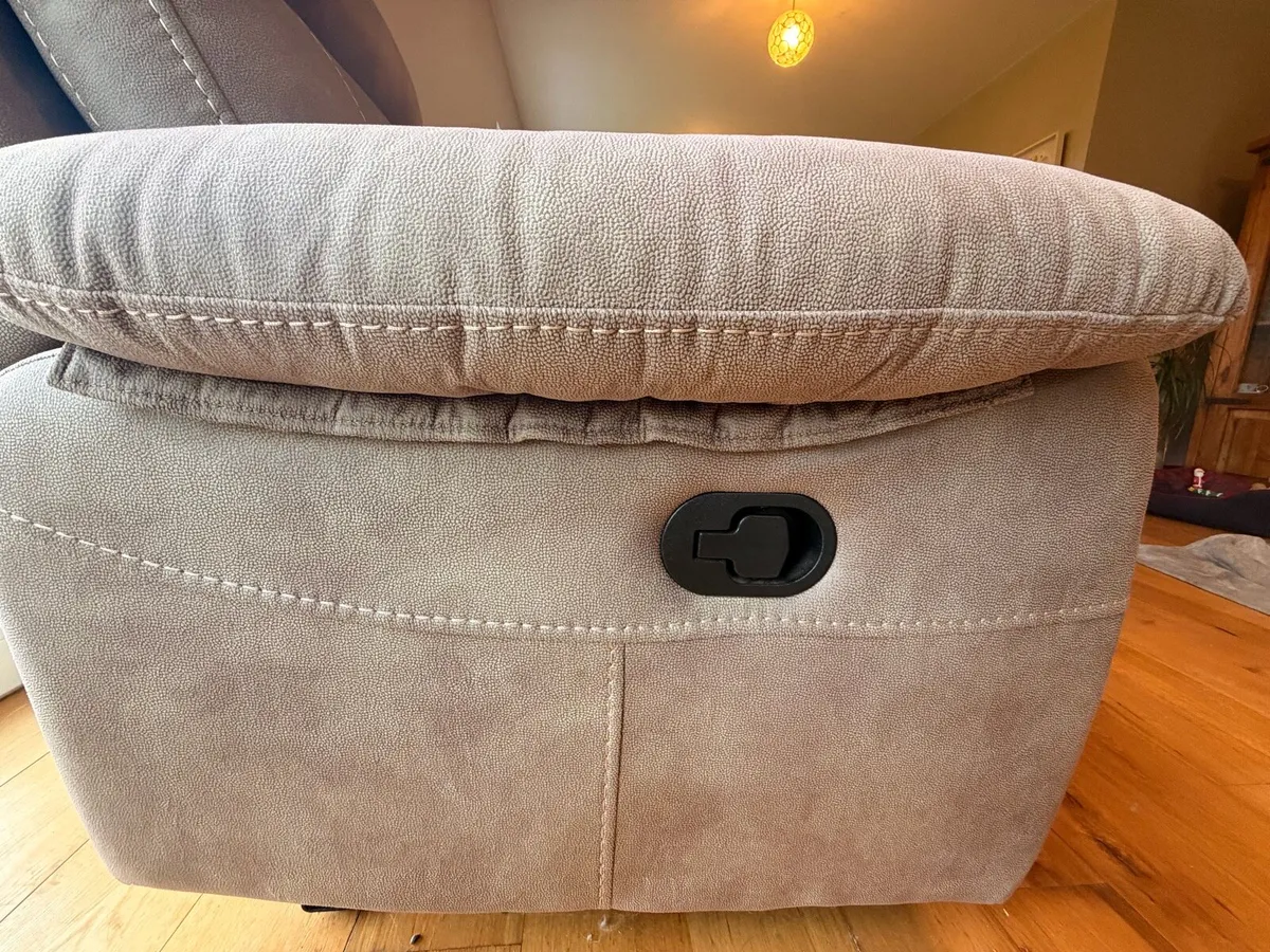 Corner couch - Image 2