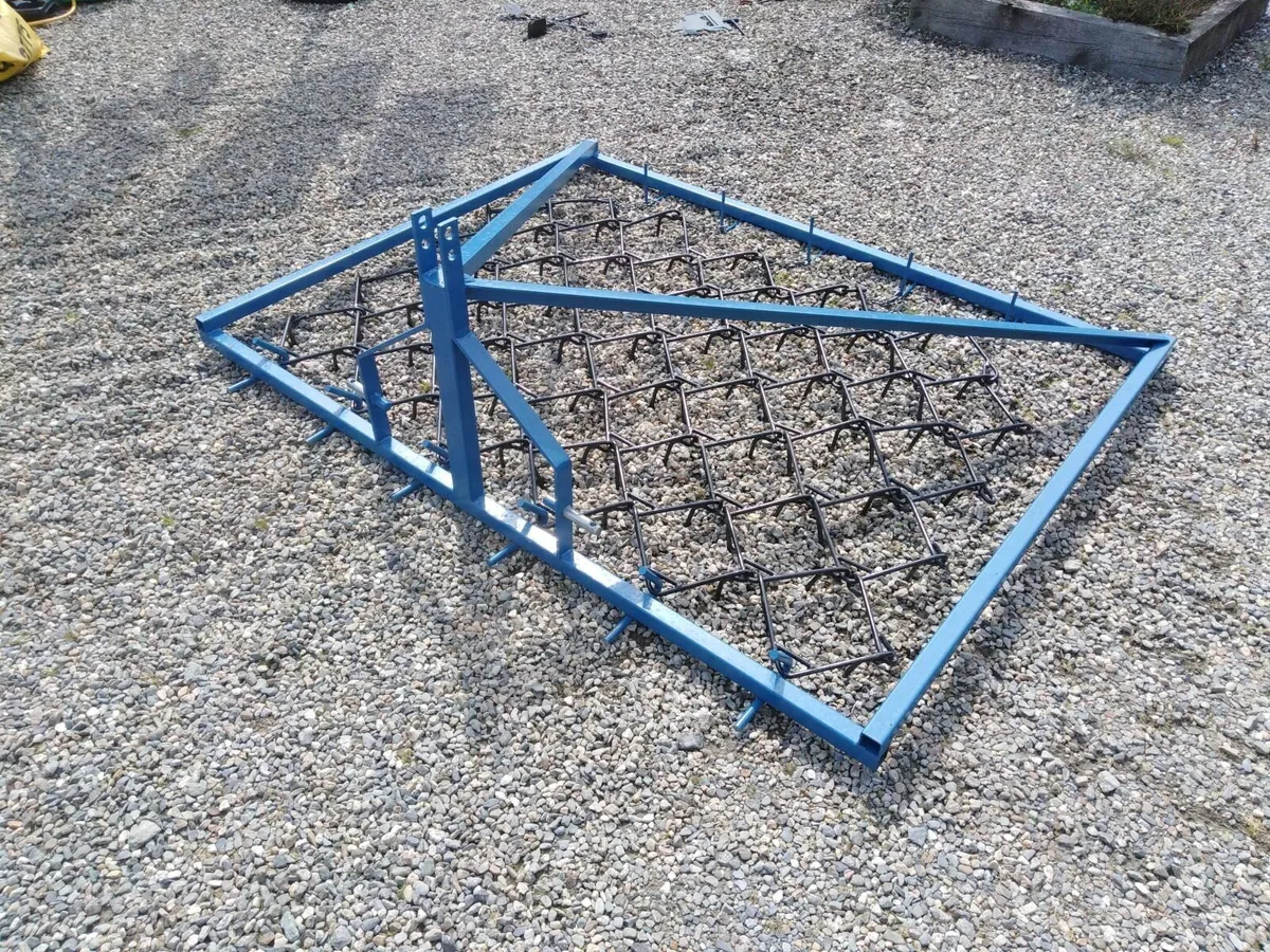 Sheane mounted chain harrows - Image 2