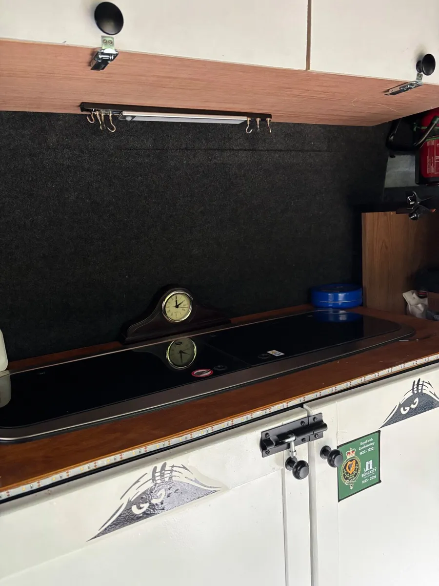 Campervan - Image 4