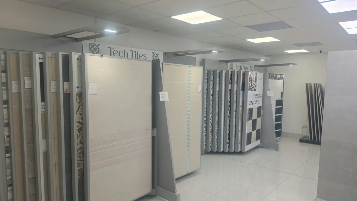 Tile displays - Image 1