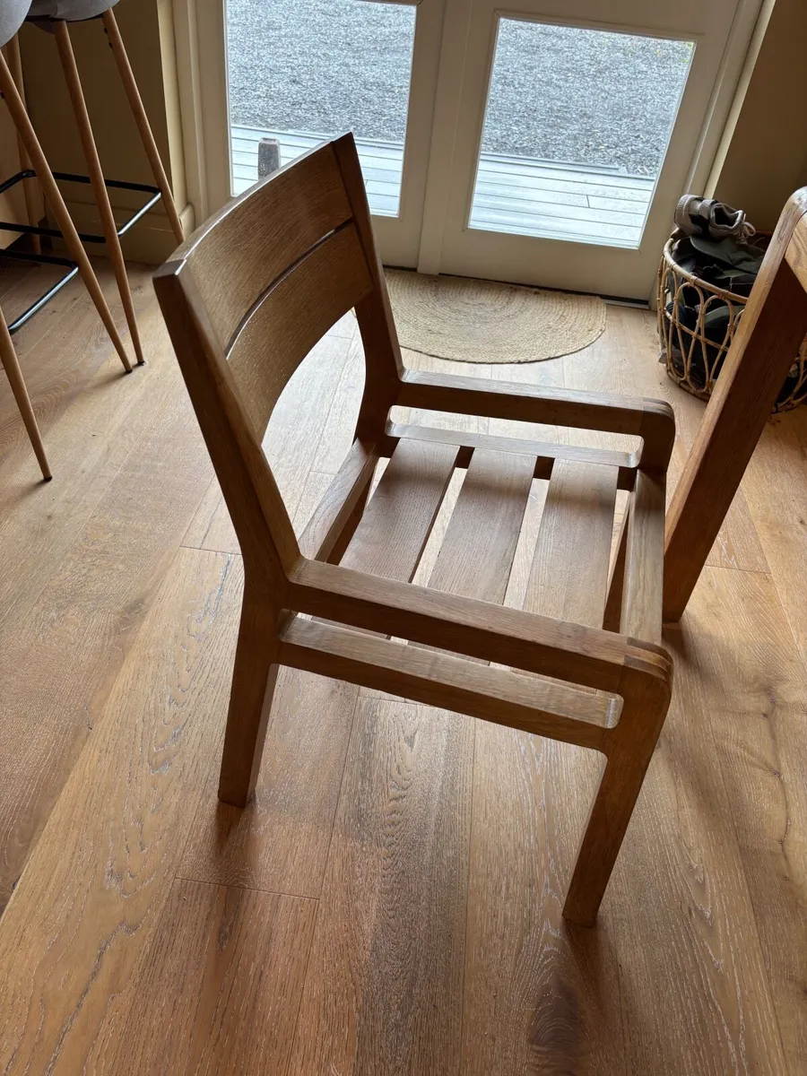 Habitat oak dining table - Image 3