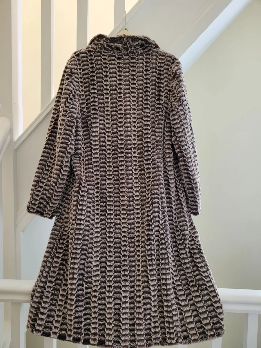 Womens Winter Coat - Image 4
