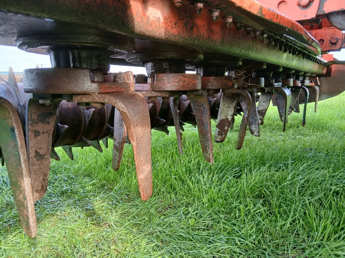 Kuhn 3metre power harrow - Image 3