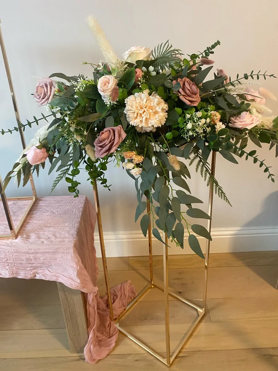 Wedding Decor - Flowers & Stands - Image 4
