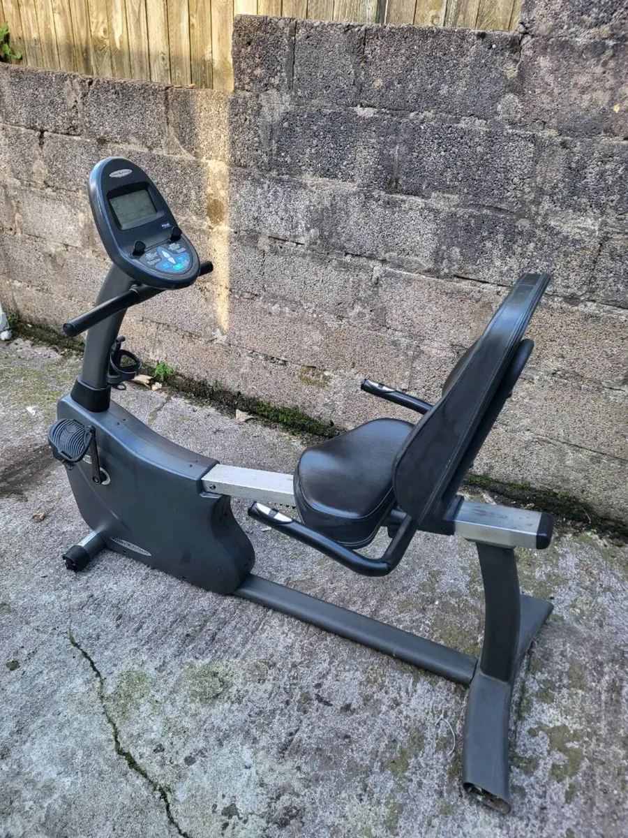 Vision Fitness R1500 recumbent bike. Delivery - Image 2