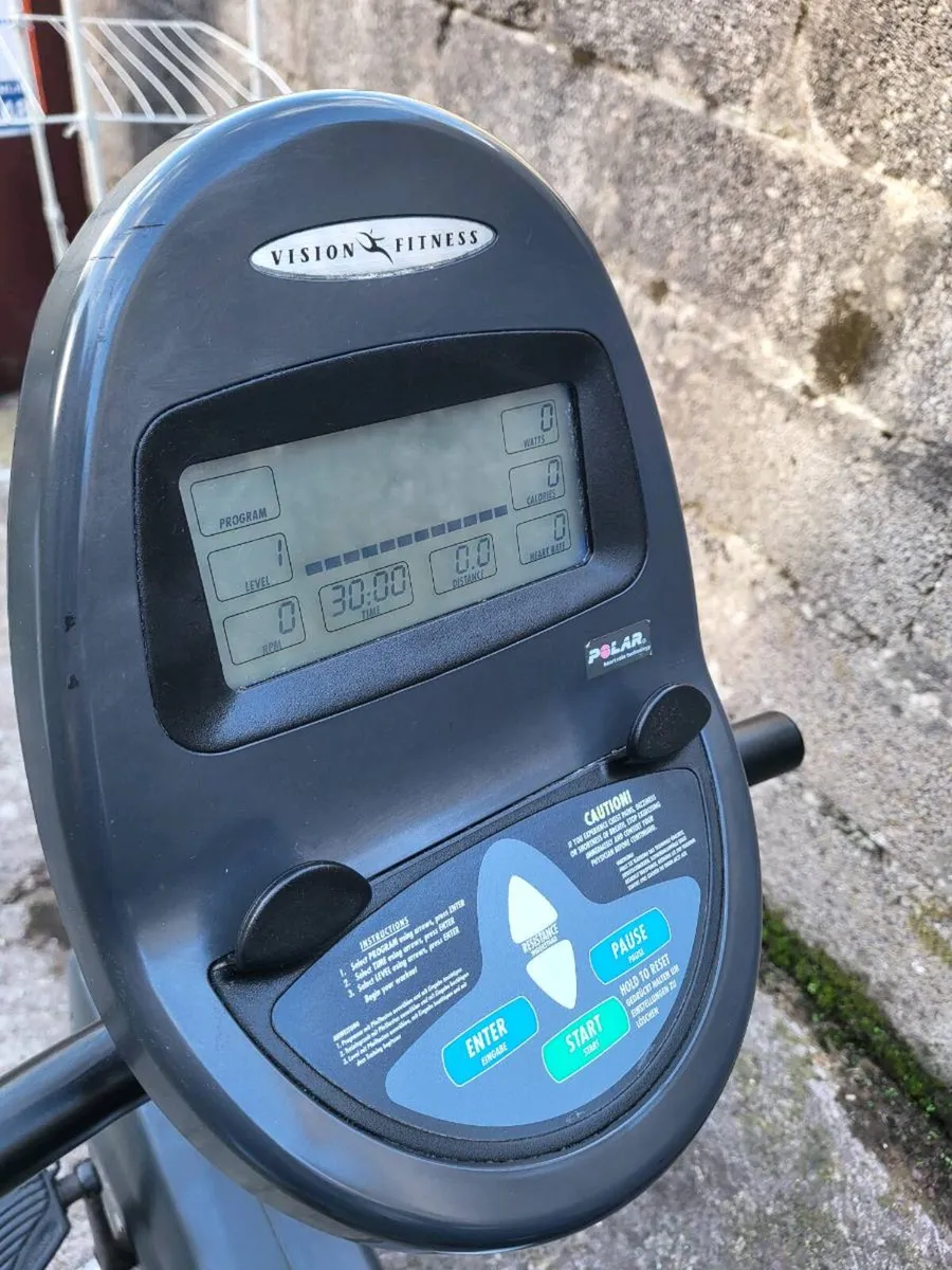 Vision Fitness R1500 recumbent bike. Delivery - Image 4