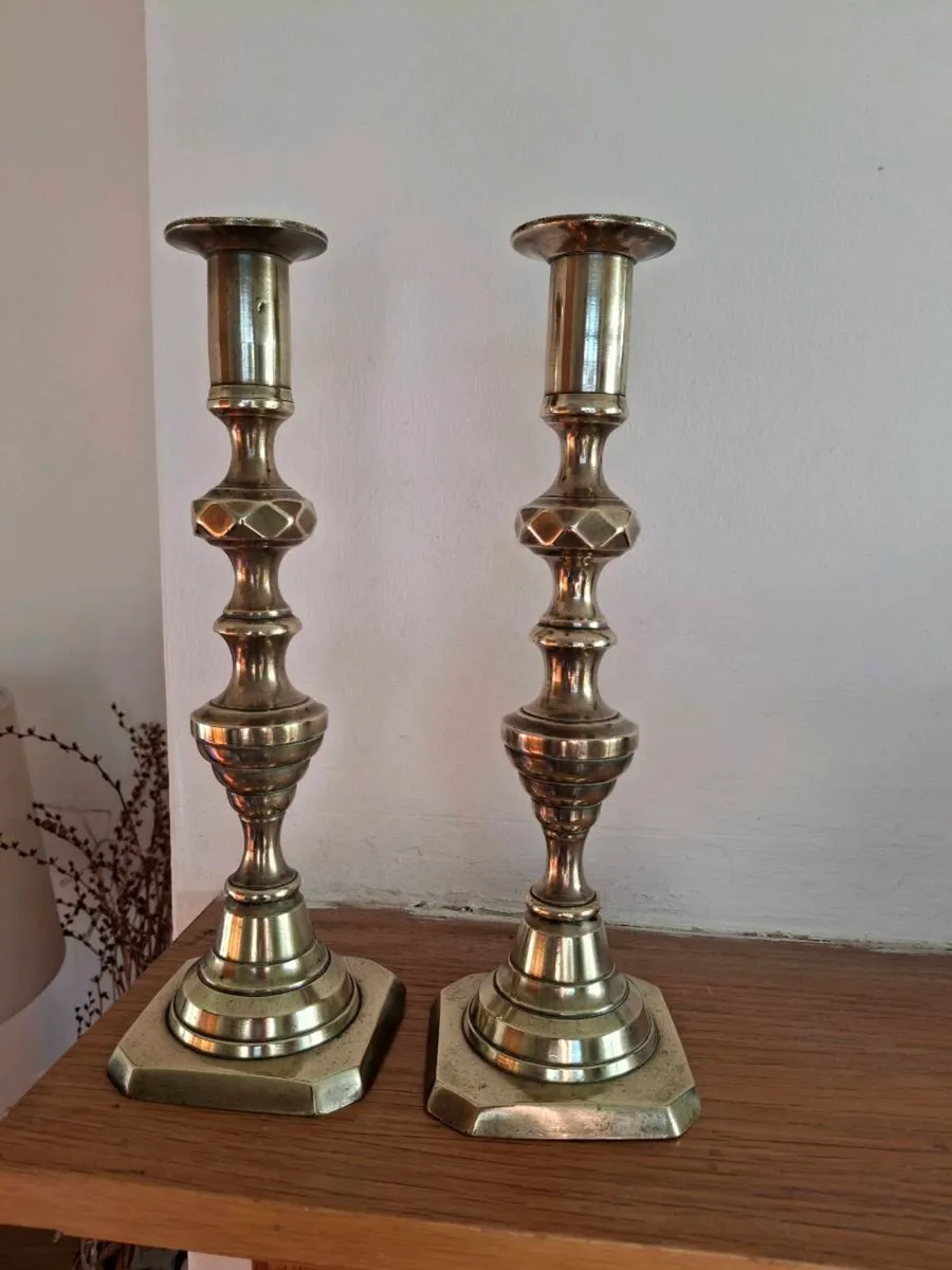 Brass candlesticks - Image 1