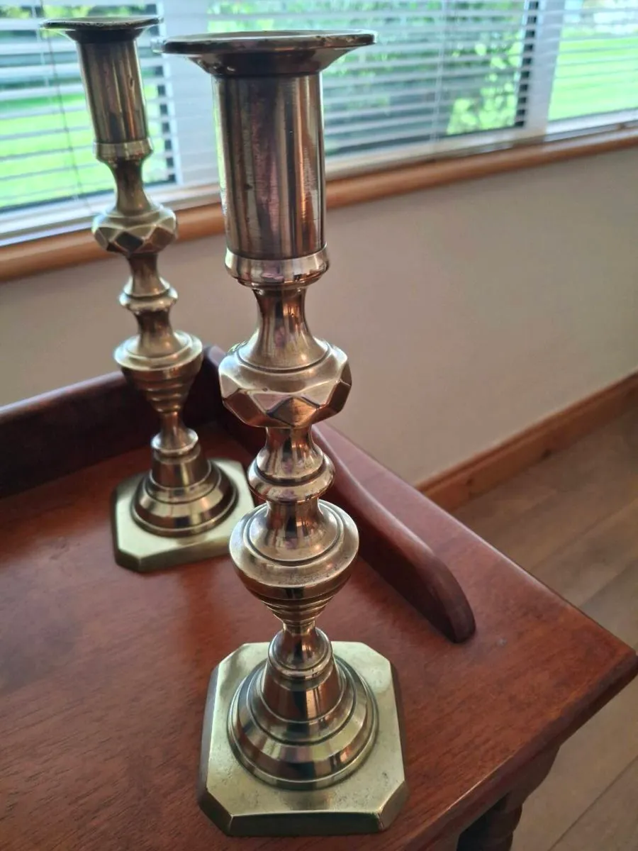 Brass candlesticks - Image 4