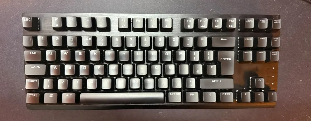 Corsair K60 Pro TKL RGB Optical-Mechanical Gaming - Image 3