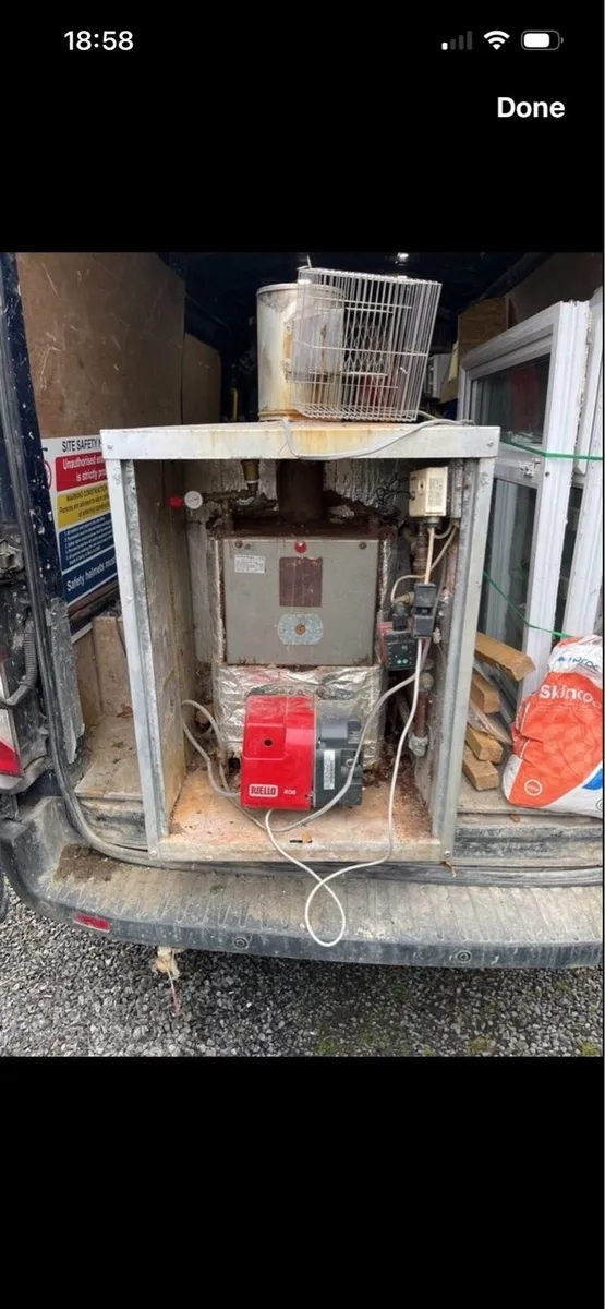 Oil boiler - Image 1