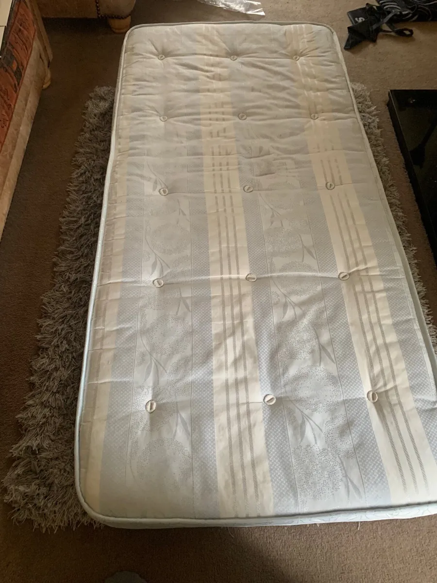 Single mattress - Image 2