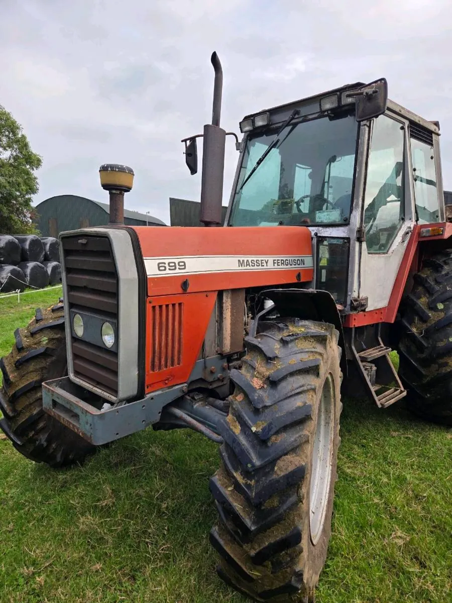 Tractor and hedgecutter - Image 2
