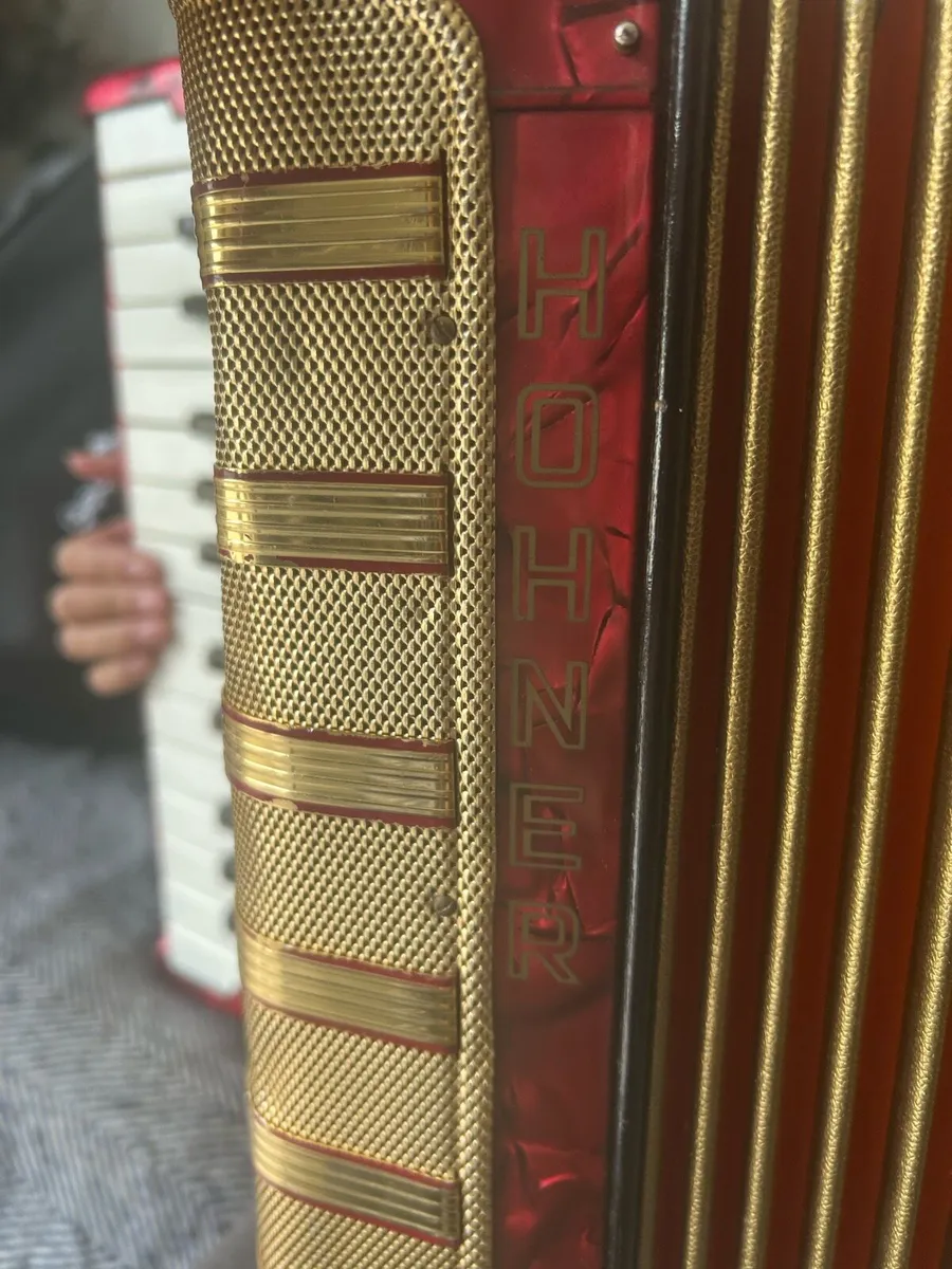 Hohner accordion - Image 3