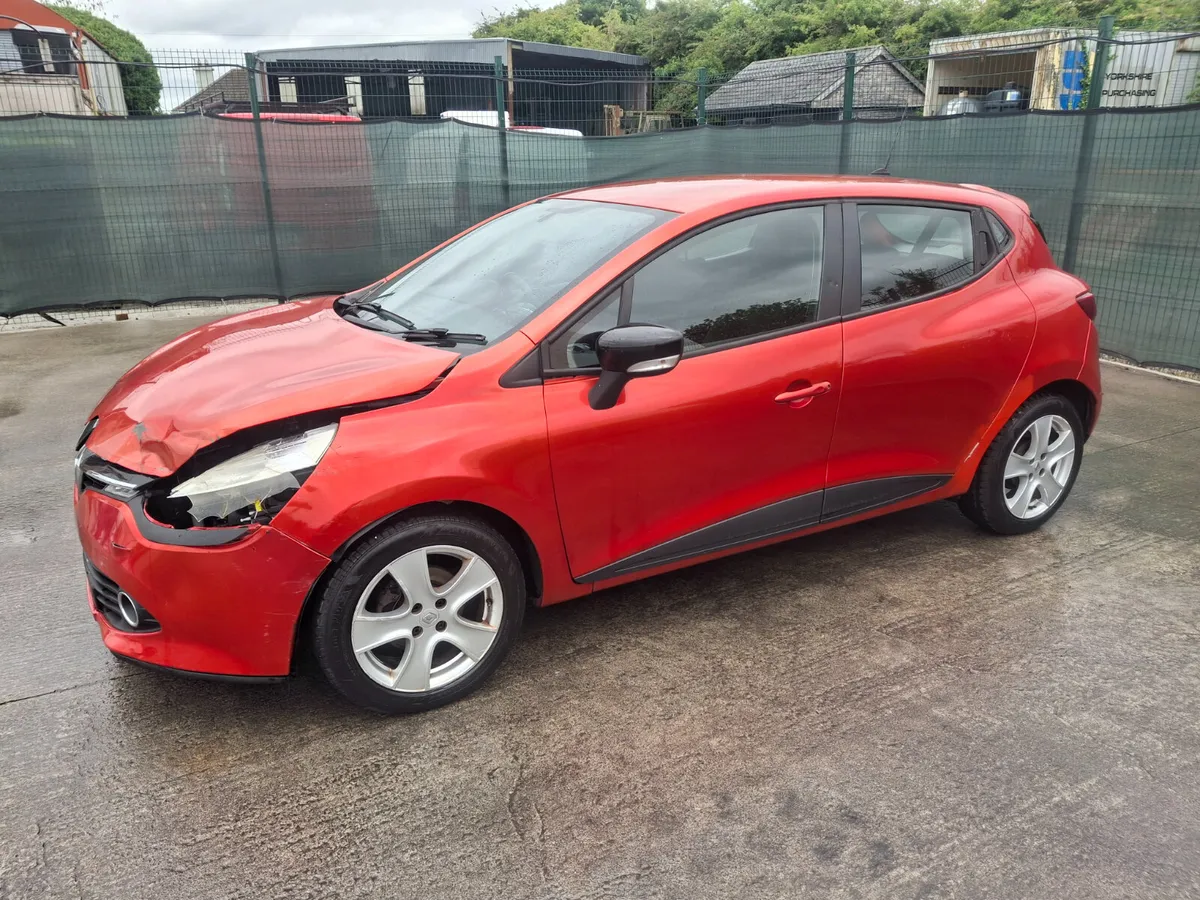 2015 Renault Clio  Dynamic  1.2 Petrol - Image 1