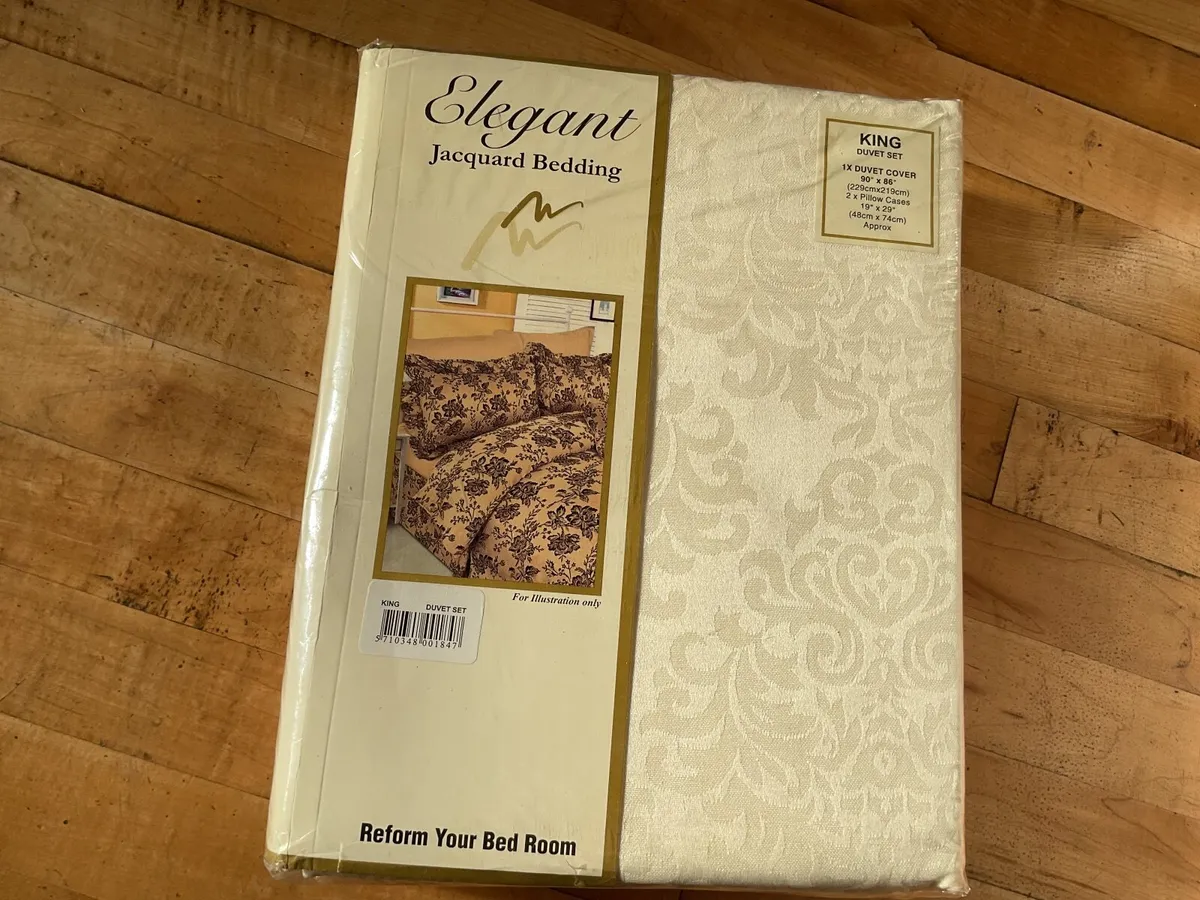 3 sets of Duvet covers king size - Image 3