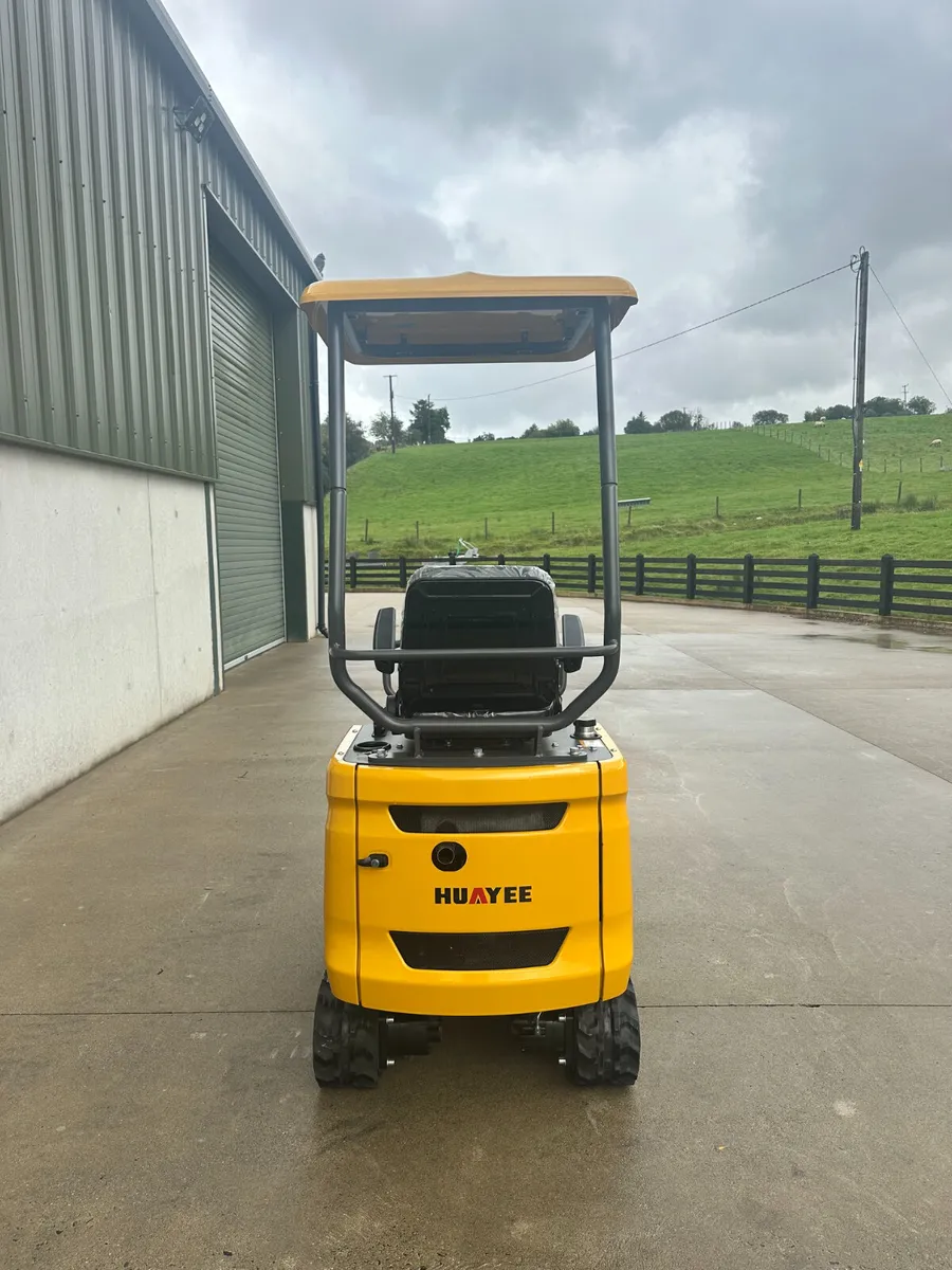 New Huayee HY10 Mini Excavator, Diesel Engine - Image 4