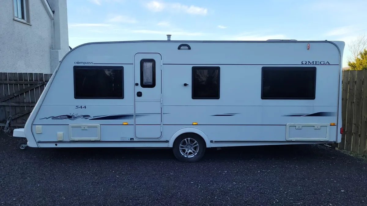 Omega Compass 544 Caravan - Image 1