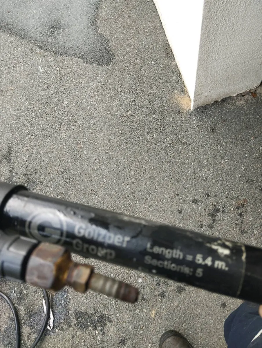 25 gallon sprayer, pump and extended lance - Image 3