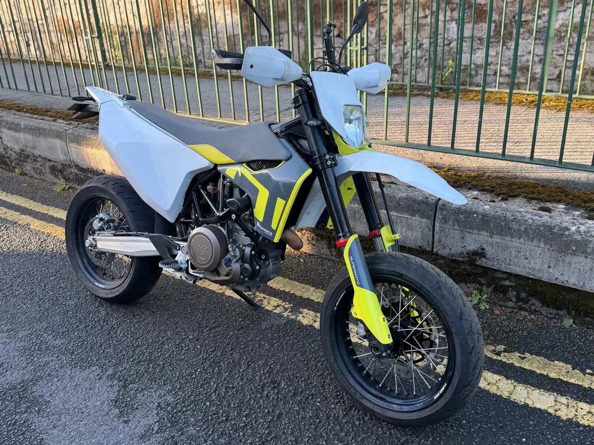 2020 HUSQVARNA 701 SUPERMOTO - Image 1