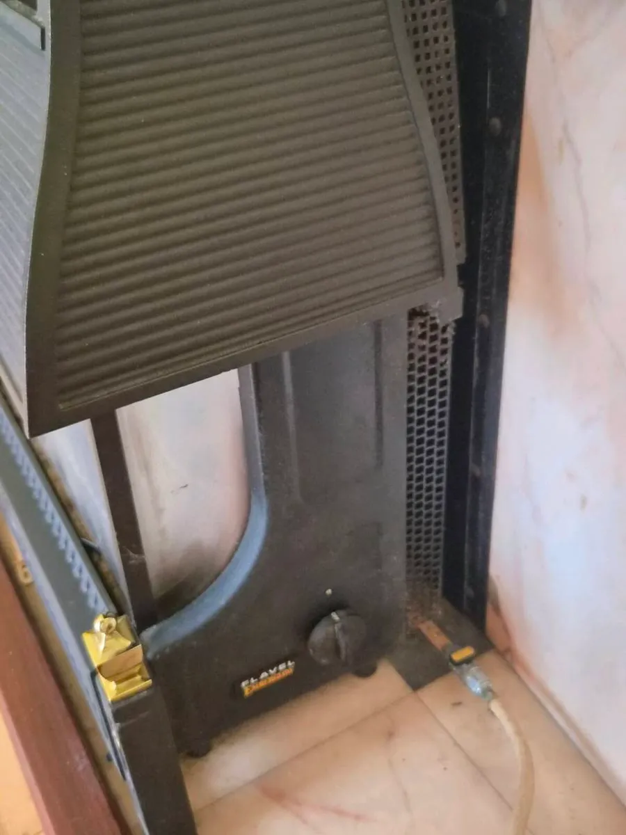 Cast Iron Gas Heater - Image 2