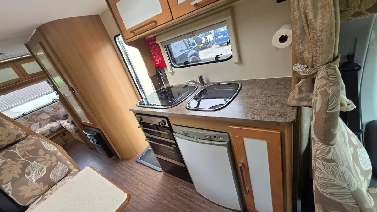 Campervan - Image 2