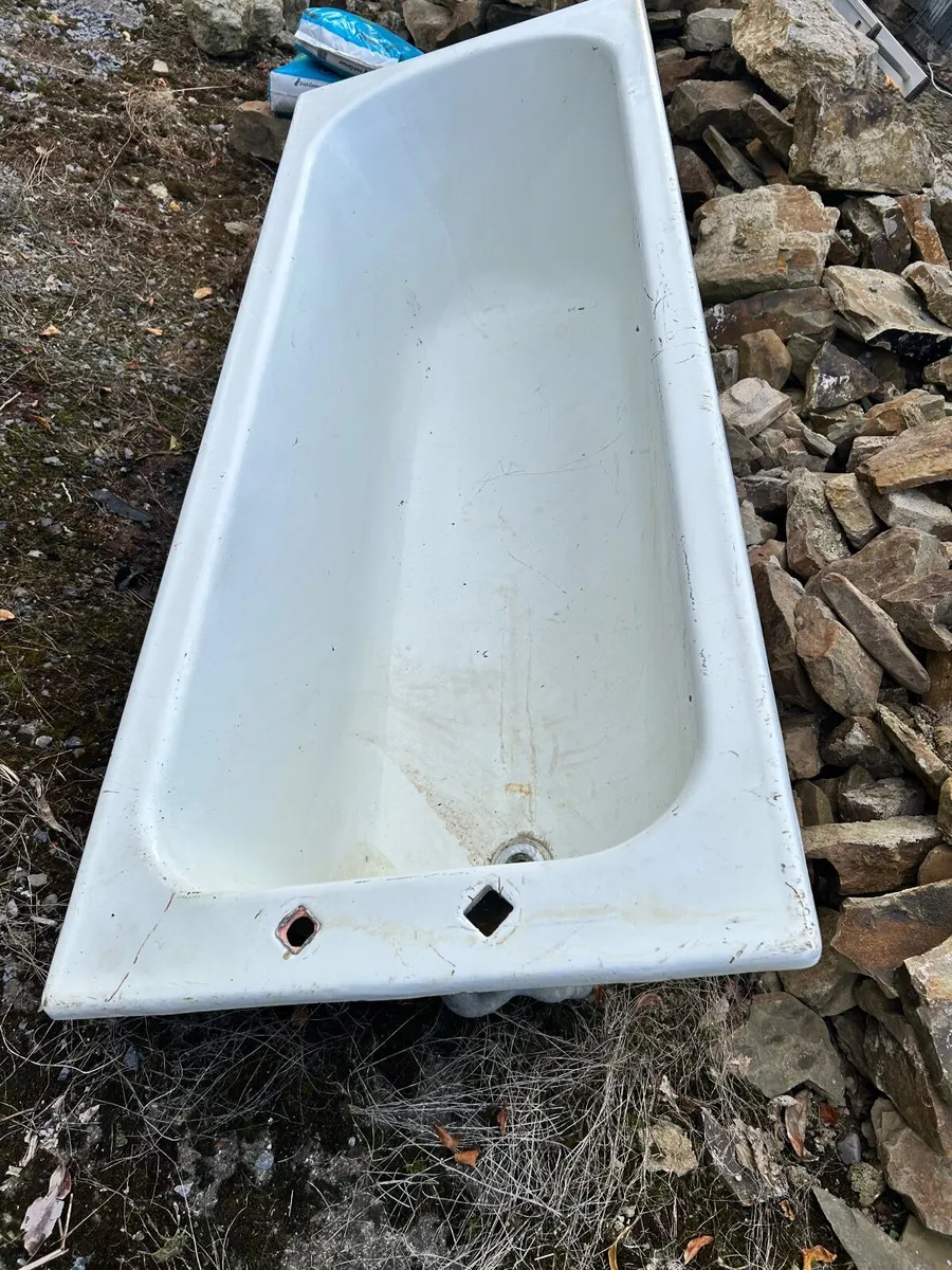 Enamel Bath - Image 1