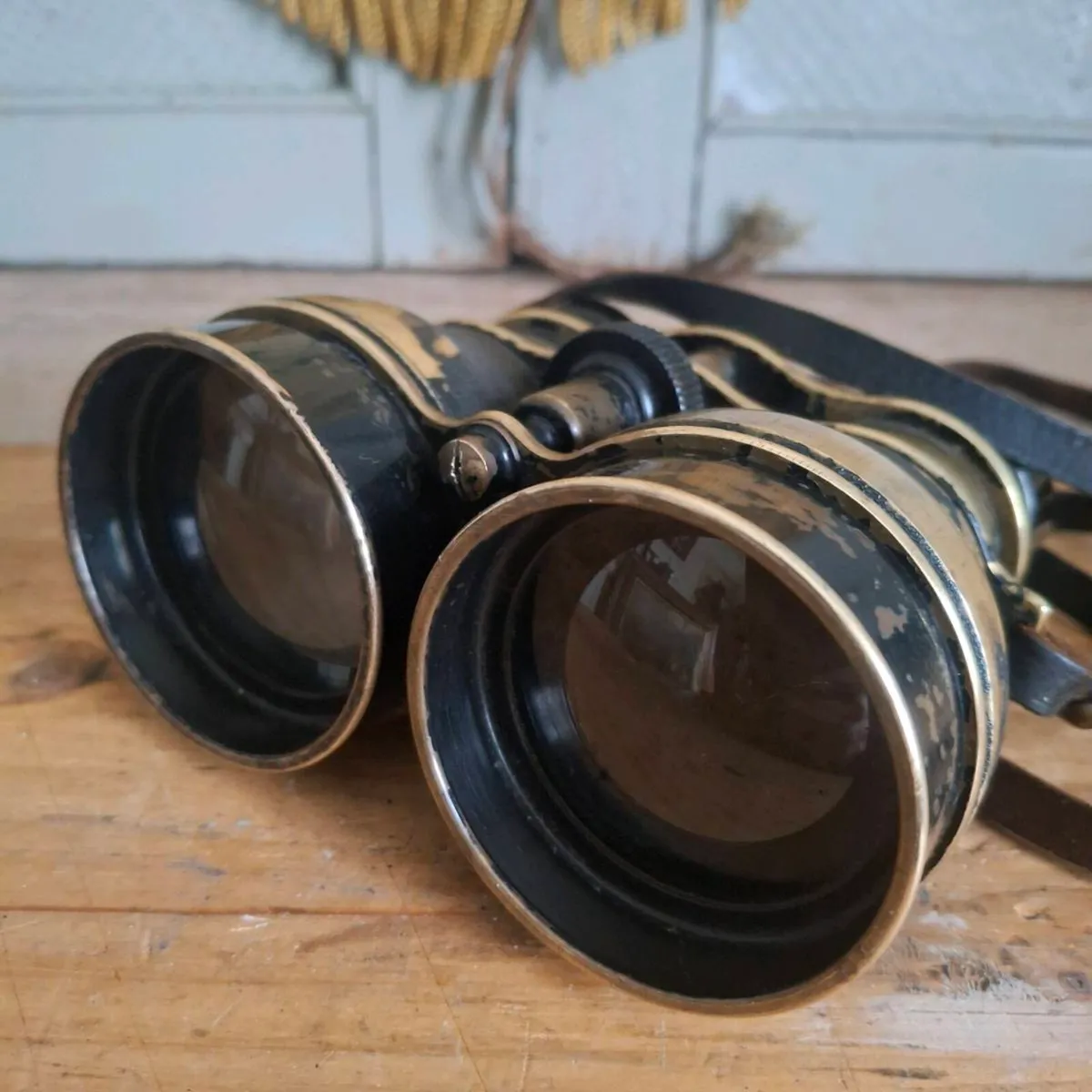 WWII British RAF Airborne Night Use Binoculars - Image 2