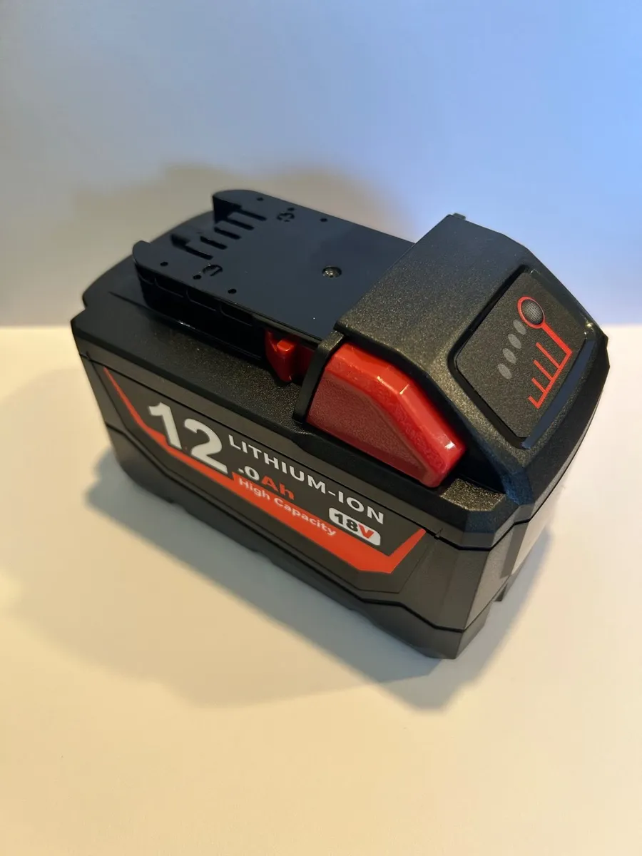 Milwaukee M18 18v 12Ah Lithium Ion Battery New - Image 1