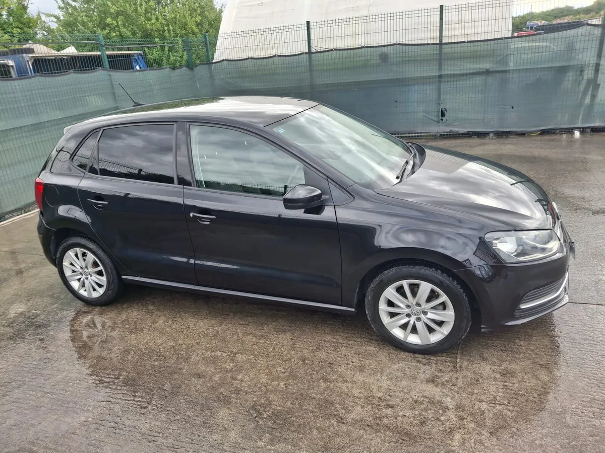 2016 Volkswagen Polo  1.2 Tsi  Automatic  128km - Image 1