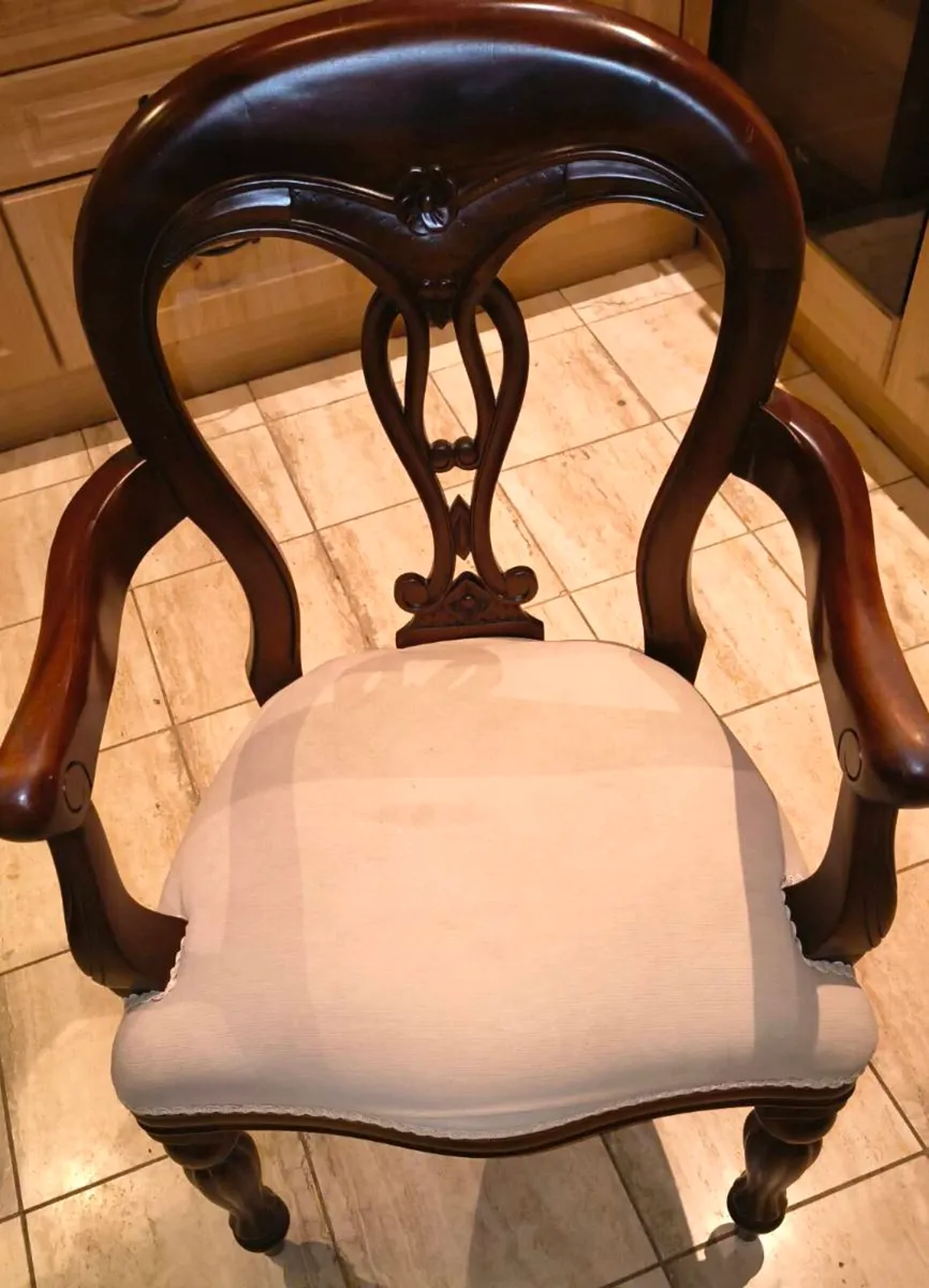 Armchair - Image 1
