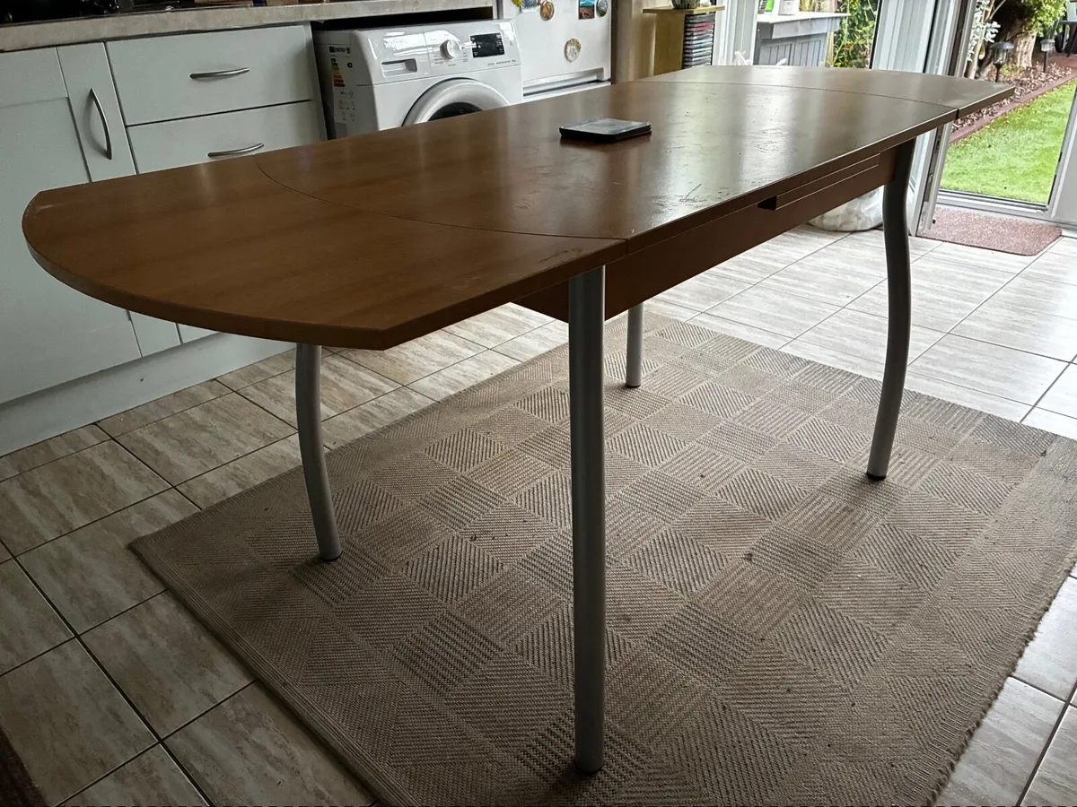 Kitchen table - tip-top condition - Image 4